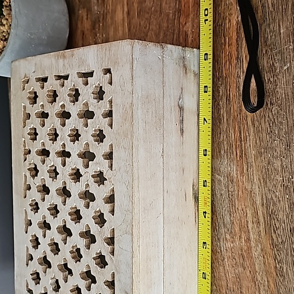 Mela artisans india carved cut down wood box face trade - Picture 4 of 6